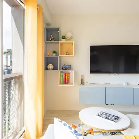 Stunning Montmartre - Amazing View - Fully Renovated Apartamento París